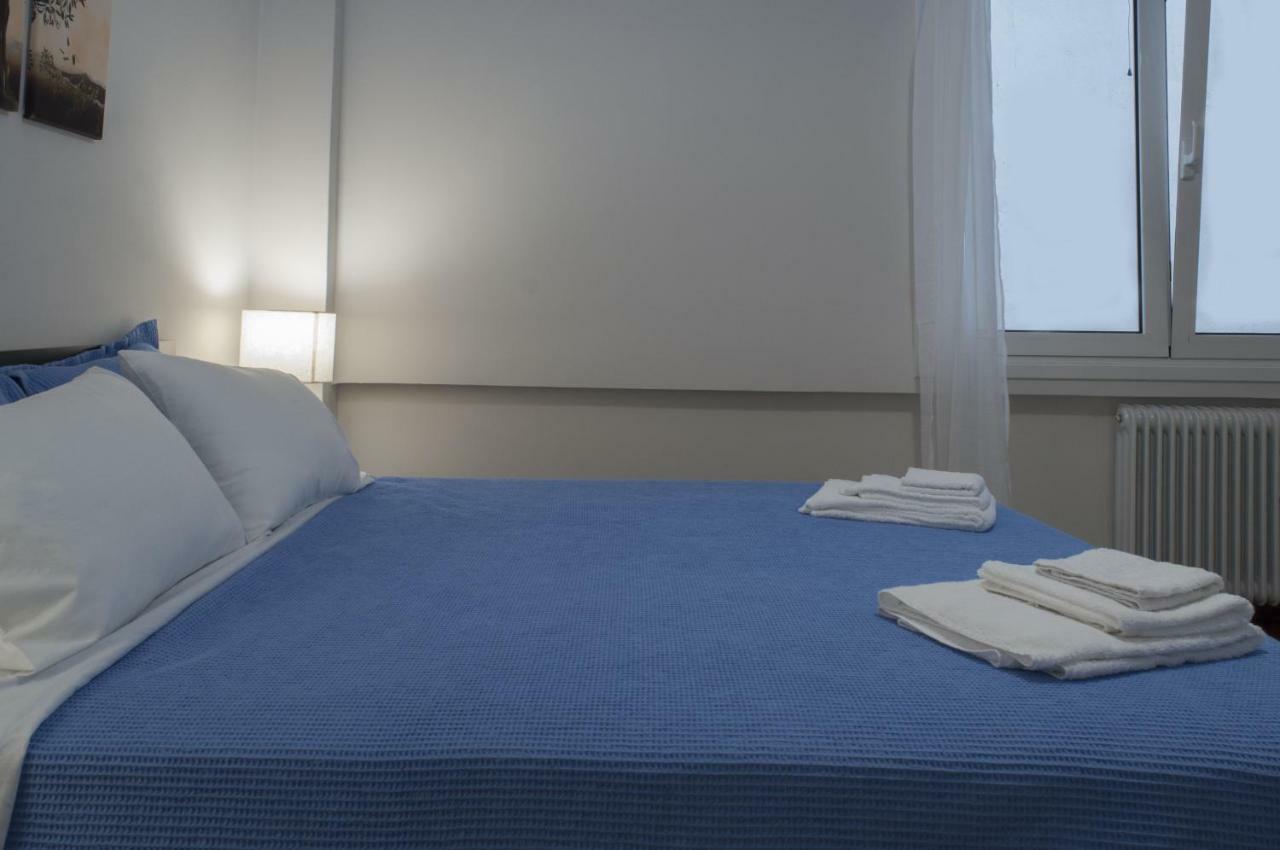 Modern Flat, Vibrant And Excellent Spot!! Apartment Athena Bagian luar foto